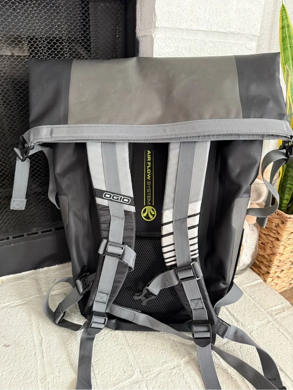 OGIO Motorcycle Backpack All Elements Black AquaTech Air Flow System Bag NWT